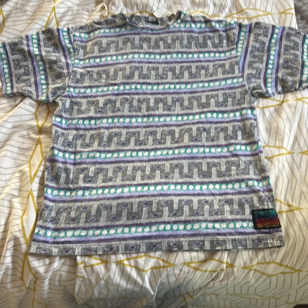 Vintage Maui Trading Co. Tribal Graphic Tee – Retro 90s – M